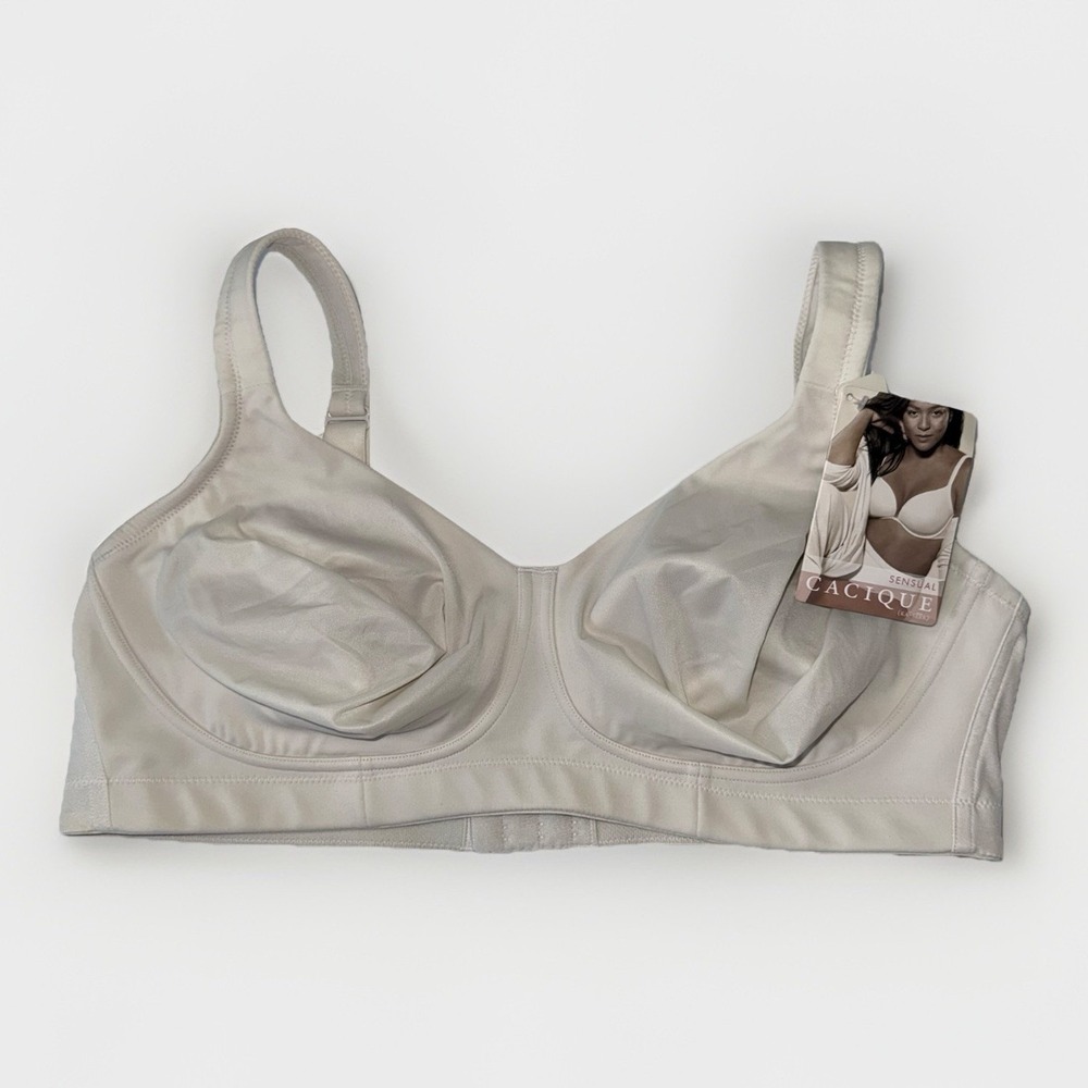 NWT Cacique Sensual Wire Free Bra 42D Ivory Full Coverage Wireless Beige Comfort